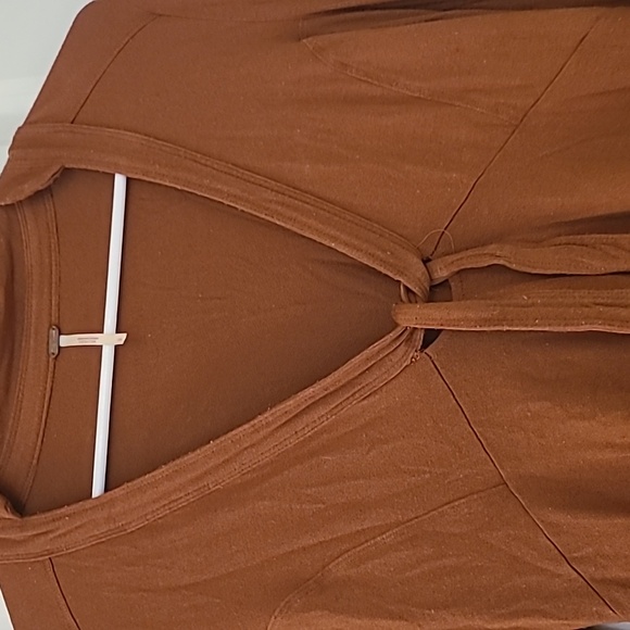 Free People V Neck Front Tie Top Rust Long Sleeve Small - Picture 3 of 10